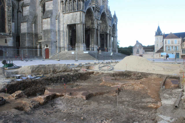 Jeudis de l'Archéologie : deux mille ans d’histoire aux abords de la cathédrale de Chartres