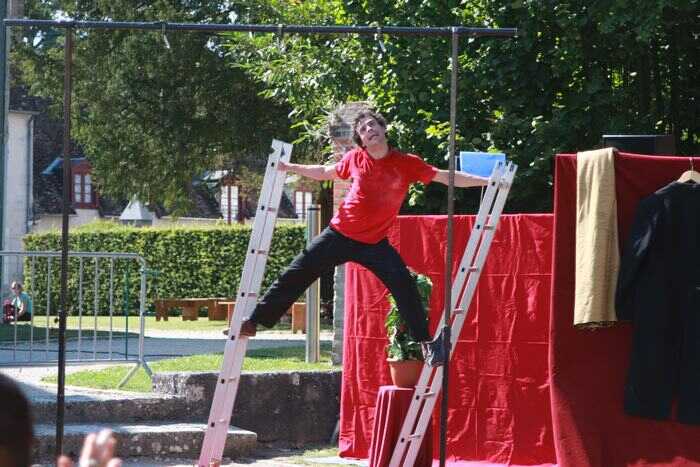 L’Echo du Caquetoire, festival des arts de la rue à Cheverny