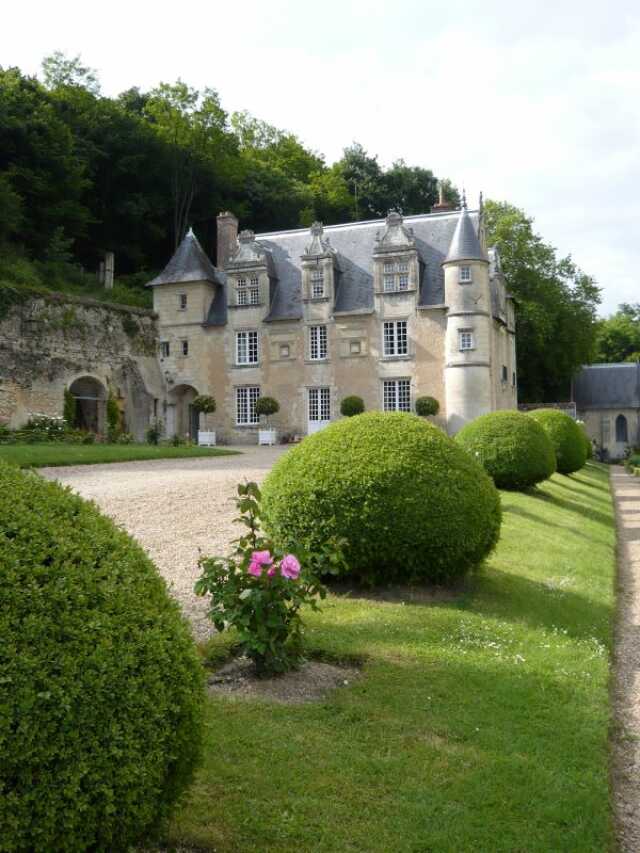 Patrimoine à savourer dans le parc du château de la Côte à Reugny
