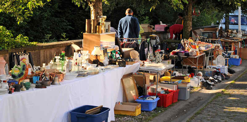 Fête annuelle et foire à la brocante