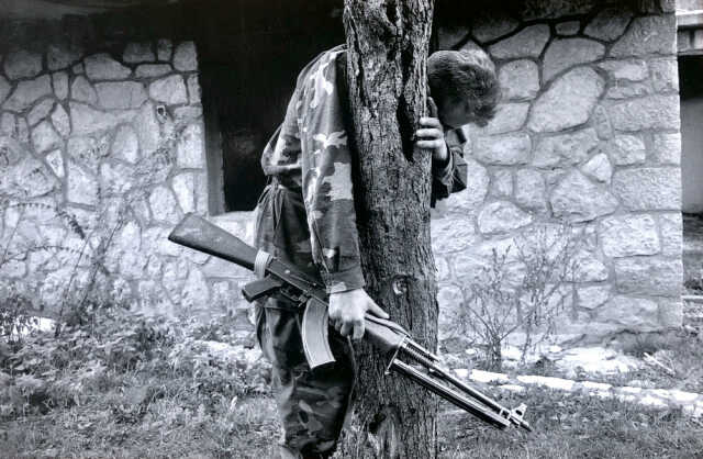 Broken lights of Yugoslavia, photographies Emmanuel Ortiz, Galerie Ether