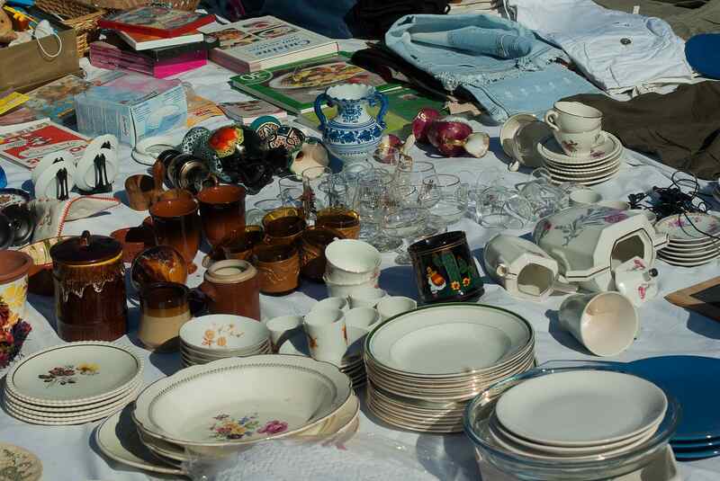 Brocante vide grenier d'automne
