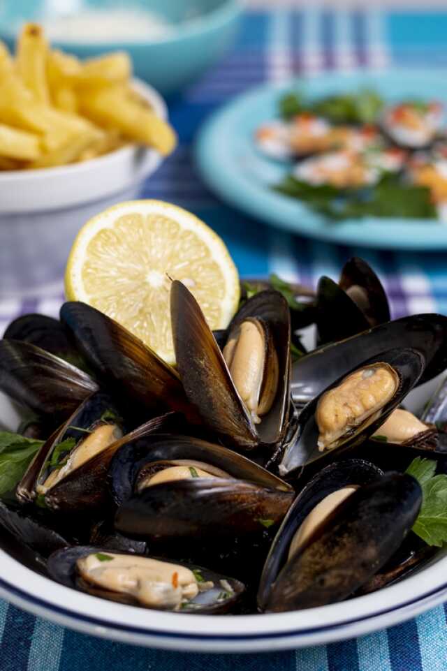 Repas dansant moules frites