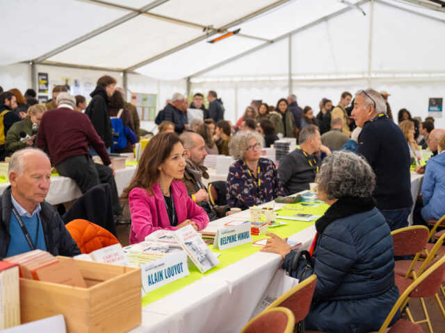 32e Prix Bayeux : salon du livre