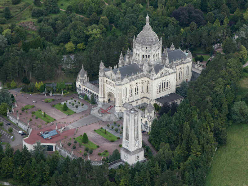 Sanctuaire Sainte Thérèse de Lisieux