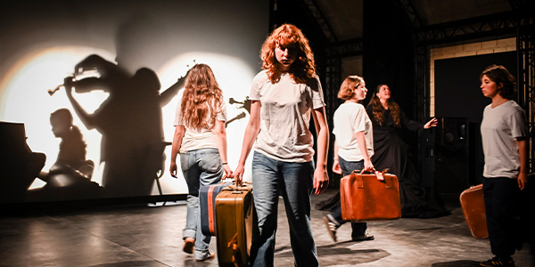 Décentralisation story ou le théâtre vivant