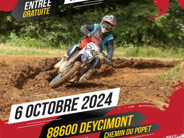 COURSE DE MOTOCROSS SUR PRAIRIE