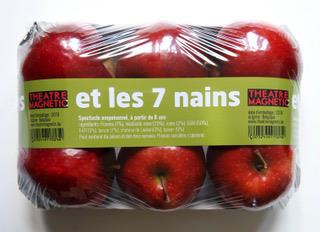 3 petits cochons et les 7 nains
