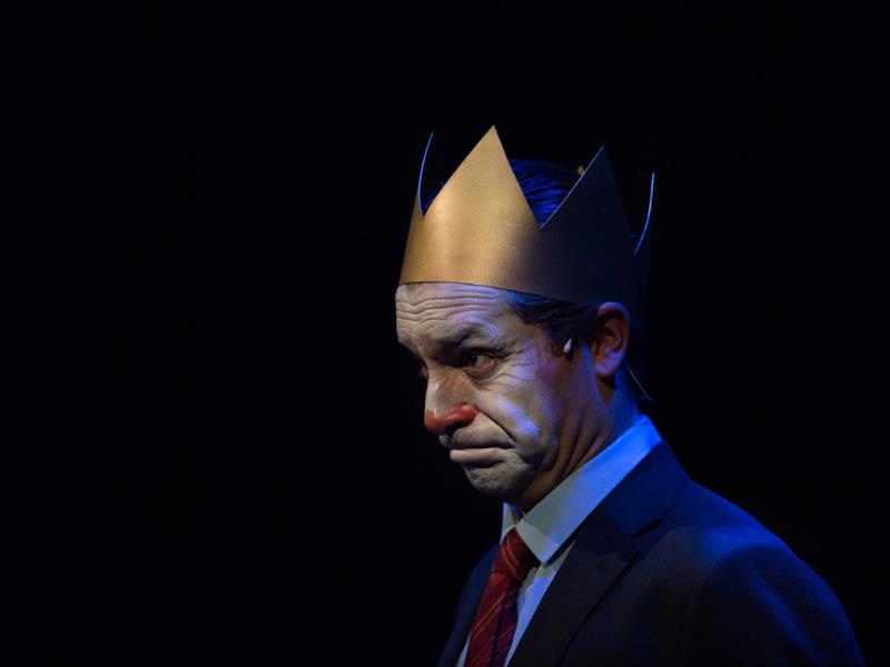 Théâtre : La vie et la mort de Jacques Chirac, roi des français