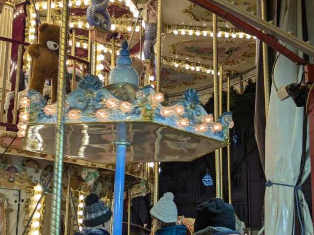 Village de Noël et son carrousel