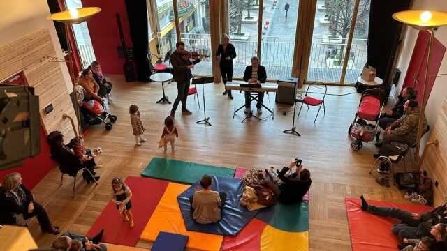 Bébés concert : ensemble contraste